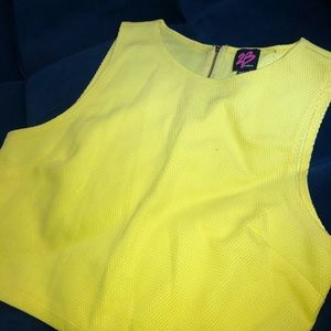 2B Bebe Sleeveless Shirt